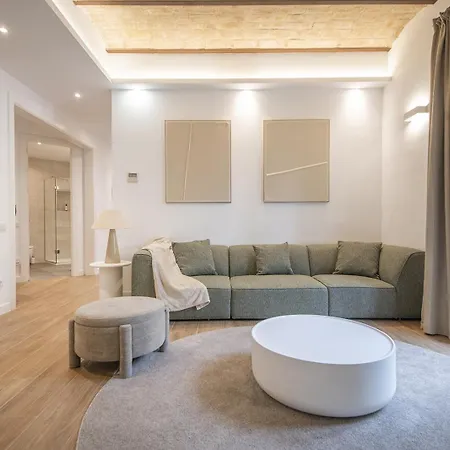 Stylish Uptown Apartamento *